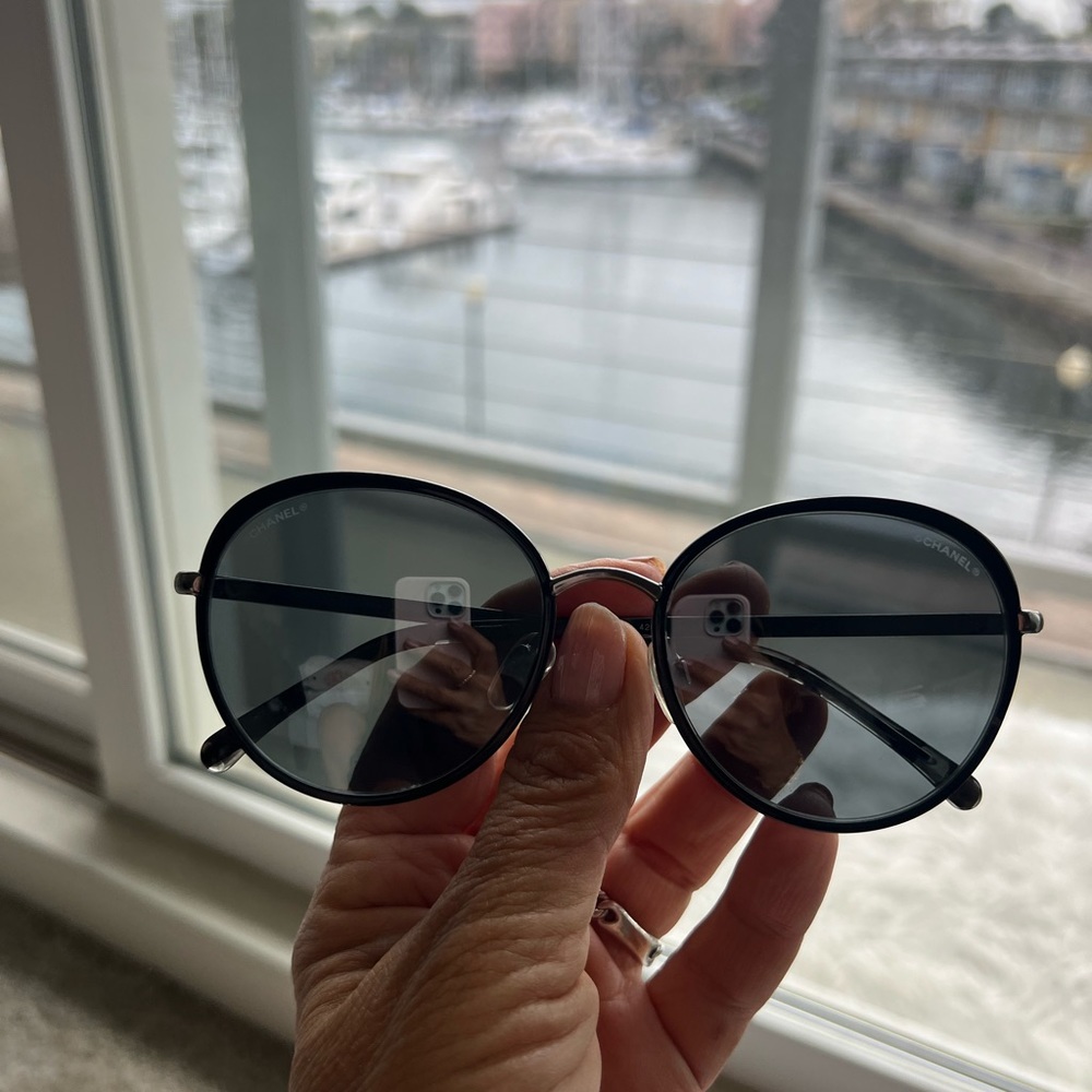 Chanel sunglasses 😎